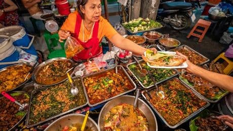 'I took £11 to a market in Thailand and was blown away by what it bought me'