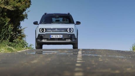 Renault supprime la pédale de frein sur ses électriques : la folle rumeur expliquée