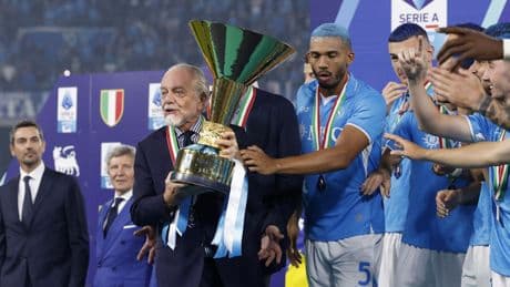 Il Napoli di De Laurentiis: 20 anni di successi finanziari nel calcio italiano