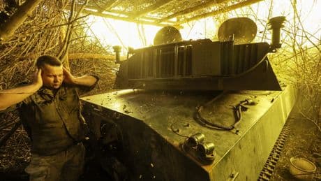 Ukraine : la prise de Tchassiv Yar par les Russes changerait-elle la donne sur le front ?
