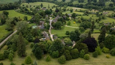 Beautiful 'picture postcard' UK village is like stepping into another world