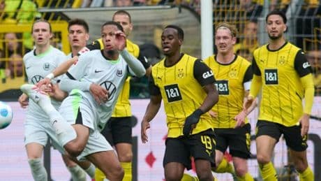 Brillanter Assist von Groß – BVB erhöht gegen Wolfsburg