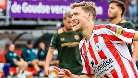 Sparta pakt door late strafschop drie punten tegen sterker FC Utrecht