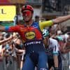 Critérium du Dauphiné 2025 : Jonathan Milan s'impose au sprint lors de la deuxième étape et s'empare du maillot jaune