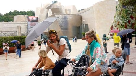 El Guggenheim Bilbao amplía su horario de verano