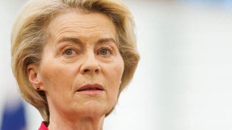 Initiatoren von Misstrauensantrag wollen „Geschichte umschreiben“, glaubt von der Leyen