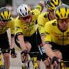 Wout van Aert krijgt vanaf 16u53 een nieuwe kans op het roze, maar er liggen kapers op de kust in de tijdrit