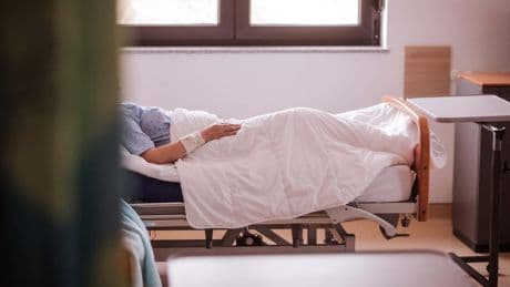 We can and must do better on end-of-life care, says Royal College of Physicians