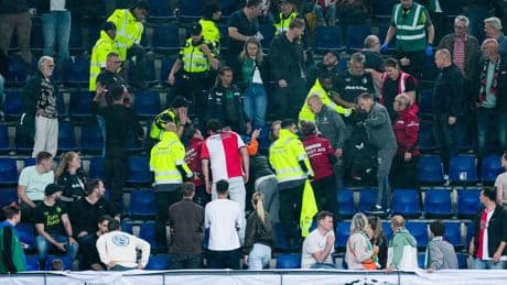 VfL Wolfsburg: Medizinischer Notfall – Test bei Feyenoord abgebrochen