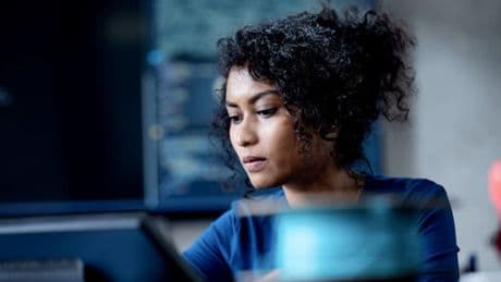 Der Irrtum vom globalen Job-Vernichter – wie KI unsere Arbeit und Gehälter verändert