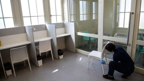 Plainte en diffamation contre des élus opposés aux salles de shoot : «Le débat est devenu impossible»