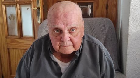 El calvario de un anciano de 95 años para recuperar su única vivienda: &quot;Se va a morir sin ver cómo echamos a los okupas&quot;