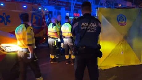 Detenido un conductor de VTC por atropellar drogado a un turista en el Paseo del Prado de Madrid