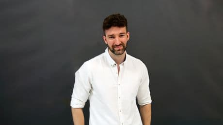 David Callejo, médico, sobre los espasmos al dormir: “Si eres de los que sufren esos pequeños cortocircuitos, quizá tengas sueño acumulado, exceso de cafeína o ansiedad”