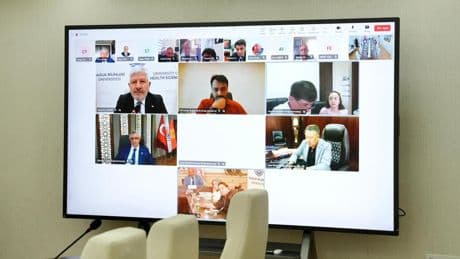 Sağlık Bilimleri Üniversitesi, Türkiye’nin şefkat diplomasisini dünyaya taşıyor