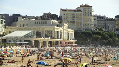Suppression de jours fériés: l'inquiétude gagne les professionnels du tourisme