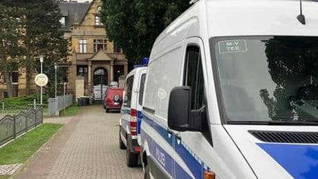 AfD-Politiker: Polizei beschlagnahmt Schusswaffen und Sprengstoff bei Philip Steinbeck