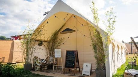 Inside Glastonbury's most luxurious £29k tipi complete with helicopters and IV infusions