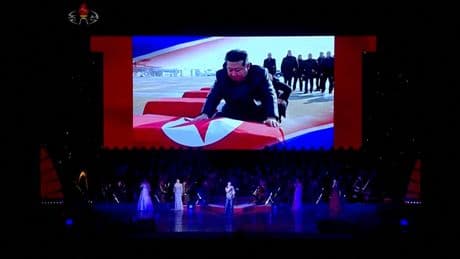 Kim Jong-un llora a los soldados norcoreanos que han muerto luchando con Putin en Ucrania en un inusual acto público