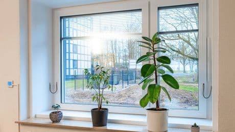Serielle Sanierung: Jetzt sollen Fenster die Wohnungen heizen