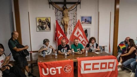 Sordo (CCOO) y Álvarez (UGT) se encierran en una iglesia en protesta a que el Congreso no debata la reducción de jornada