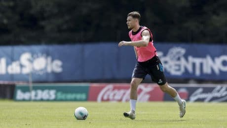 Sam Beukema (26) definitief van Bologna naar Napoli: ’Hopelijk hebben jullie begrip voor mijn beslissing’