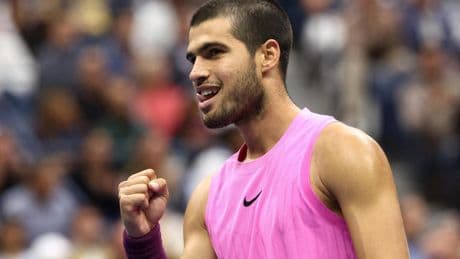 Carlos Alcaraz se corona en el US Open tras ganar a Sinner con contundencia y vuelve a ser el número uno del ranking ATP