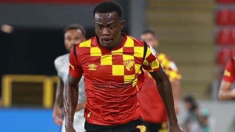 Göztepe'de Dennis'e yoğun ilgi!