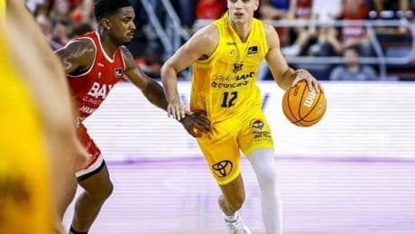 Carlos Alocén se vuelve a romper el cruzado, esta vez de la rodilla derecha