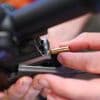 Waffen: Waffen und Sprengstoff? Polizeirazzia bei AfD-Politiker