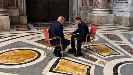 Guerre en Ukraine : à Rome, premier tête-à-tête entre Donald Trump et Volodymyr Zelensky depuis leur altercation dans le bureau Ovale