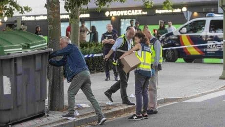 Un menor mata a puñaladas a un joven en una pelea por una chica en Cáceres