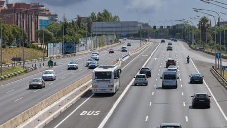 El carril bus de la B-23 se hace realidad después de 25 años de reivindicación