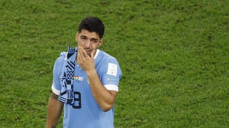 Precedentes de sanciones de FIFA: Luis Suárez o José María Giménez