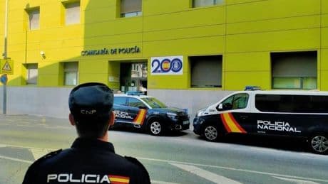 Una pelea entre dos familias por un árbol acaba con un apuñalado en Cartagena