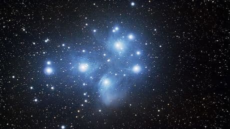 Don’t Miss This Weekend’s Sky Show As Venus Woos Weirdly Wintry Stars