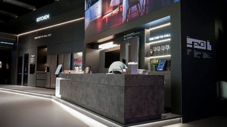Midea Debuts Chill Master With Hands-Free Ice-And-Water Dispenser At IFA 2025