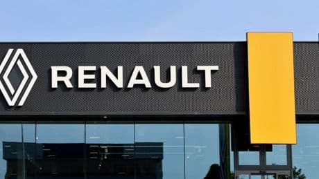 Renault lancia motori ibridi da 160 e 200 cv per i crossover
