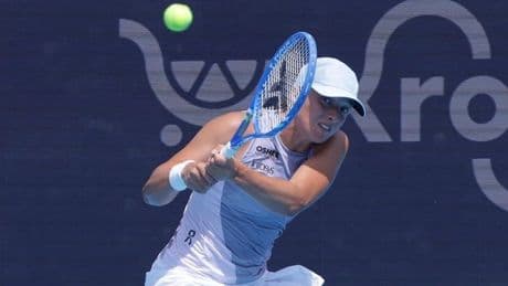 Swiatek se impone a Rybakina y es finalista en Cincinnati