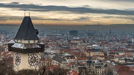 Al menos un muerto por un tiroteo en una escuela de la ciudad austriaca de Graz