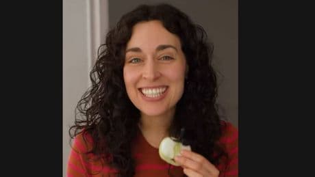Júlia Farré, nutricionista, sobre el colesterol: "Añade un puñadito de legumbres en todas las comidas que hagas al mediodía"