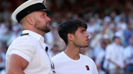 Wimbledon news: Carlos Alcaraz backlash as umpire intervenes after golden rule breached