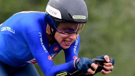 Wielrenster Bussi verbetert eigen werelduurrecord: 50,455 kilometer