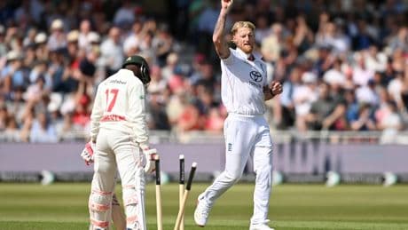 Ben Stokes underlines importance with vital spell as England turn the screw against Zimbabwe