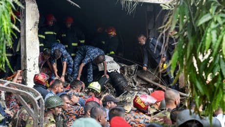 Bangladesh : un avion militaire s'écrase sur une école, au moins 16 morts dont des enfants