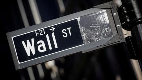 Wall Street cotiza con ligeras pérdidas a la espera de la cumbre de Trump y Putin