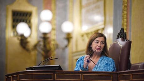Armengol salva a Sánchez de tener que explicar los ataques del Gobierno a la UCO: se aplaza su comparecencia a septiembre