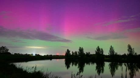 Northern Lights Tuesday: These States May See Aurora And ‘Shooting Stars’