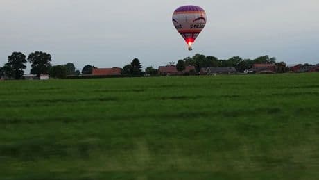 Hollanda'da sıcak hava balonu düştü: 1 ölü