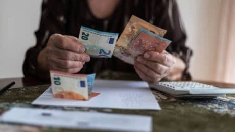 Pensione, a settembre arriva l'aumento del 10%: a chi spetta